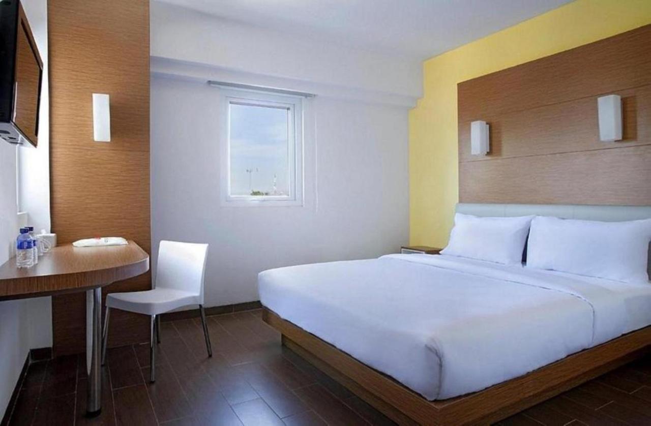 อมาริส โฮเต็ล ซีเรบอน Hotel จิเรบอน ภายนอก รูปภาพ
